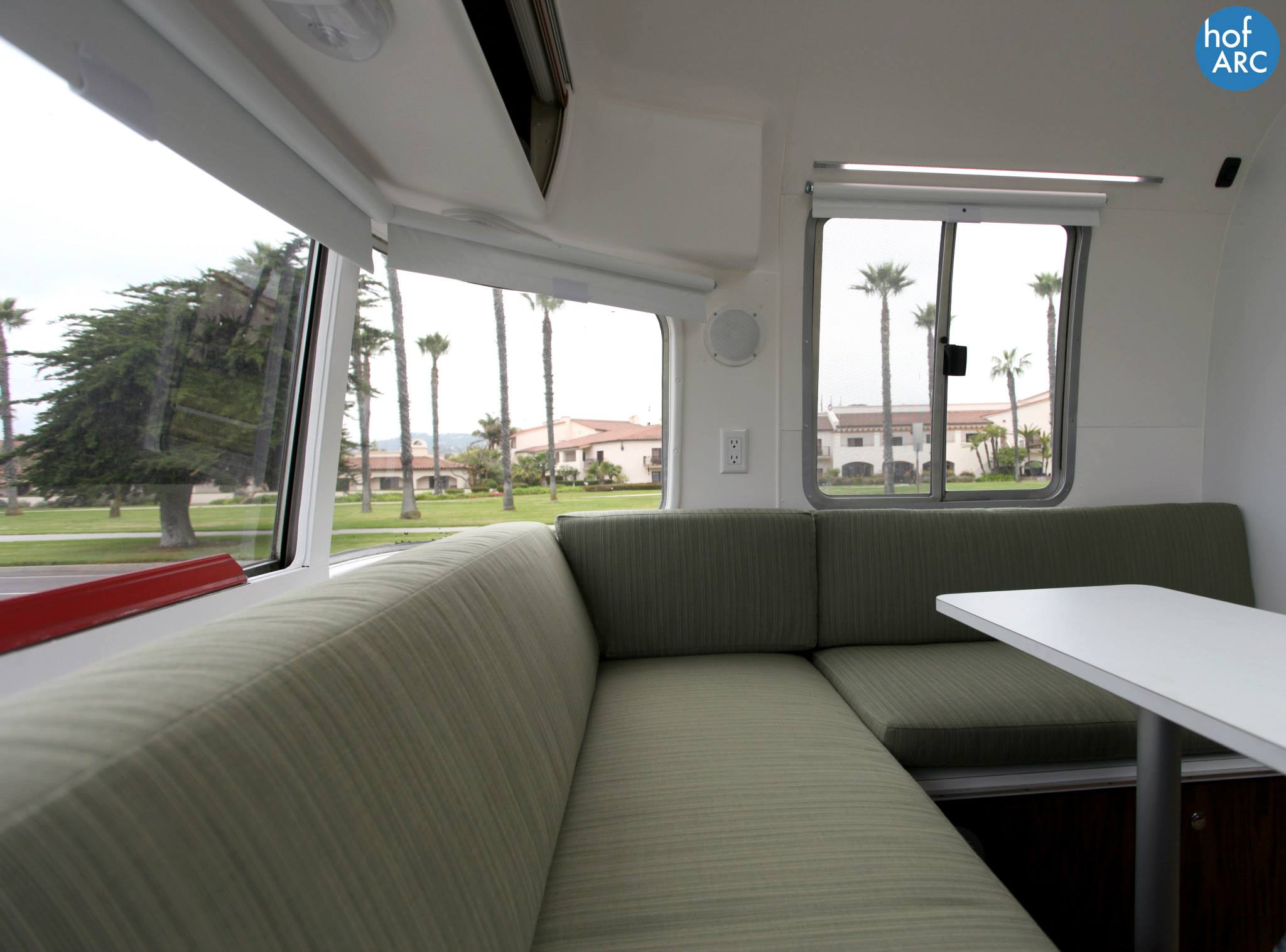 airstream-motorhome-8