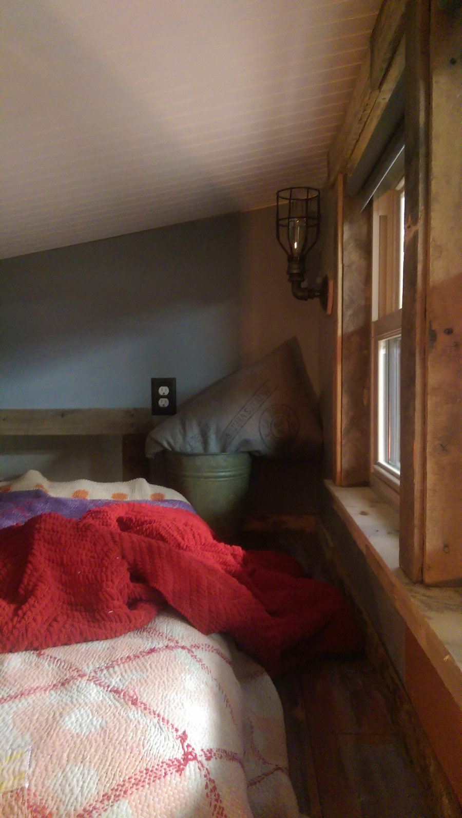 steampunk-tiny-house-11