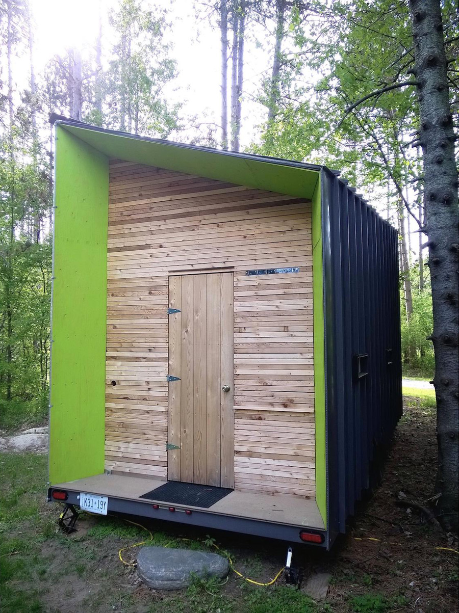 playful-tiny-house-19