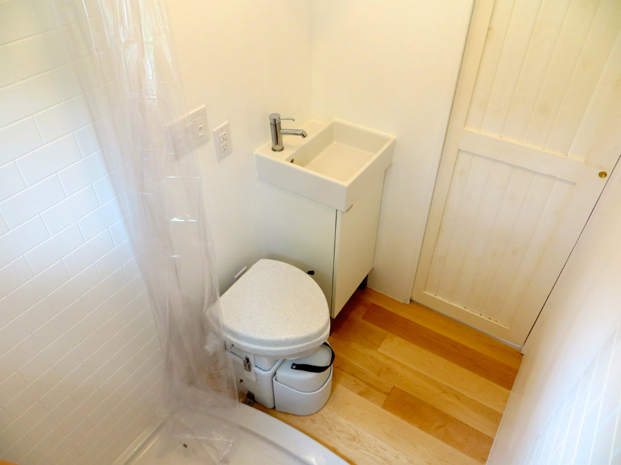 the-abundance-brevard-tiny-house-company-12