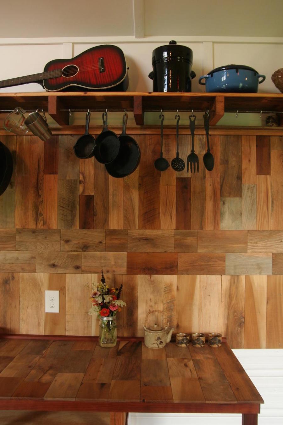 tiny-oakhurst-farmhouse-15