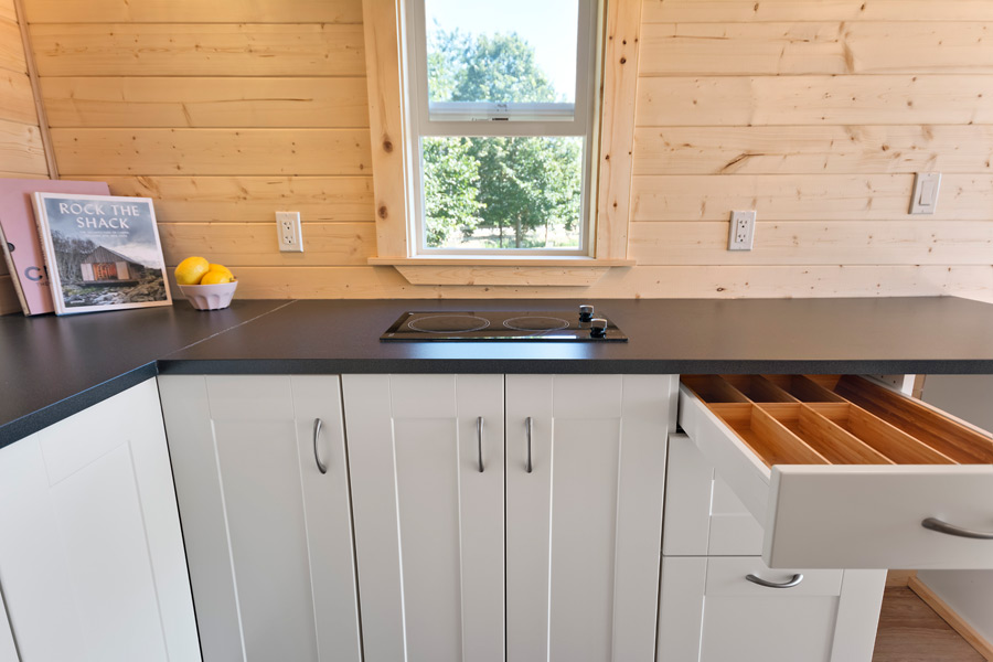 tiny-pink-home-tiny-living-homes-8