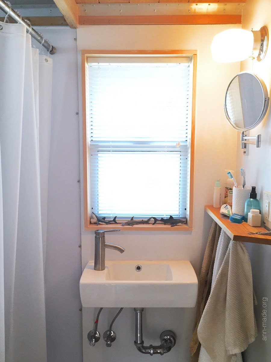 start-small-tiny-house-austin-texas-7