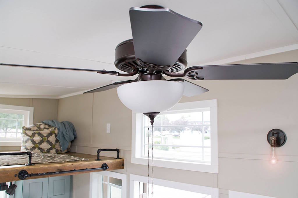 mouse-house-tiny-home-12