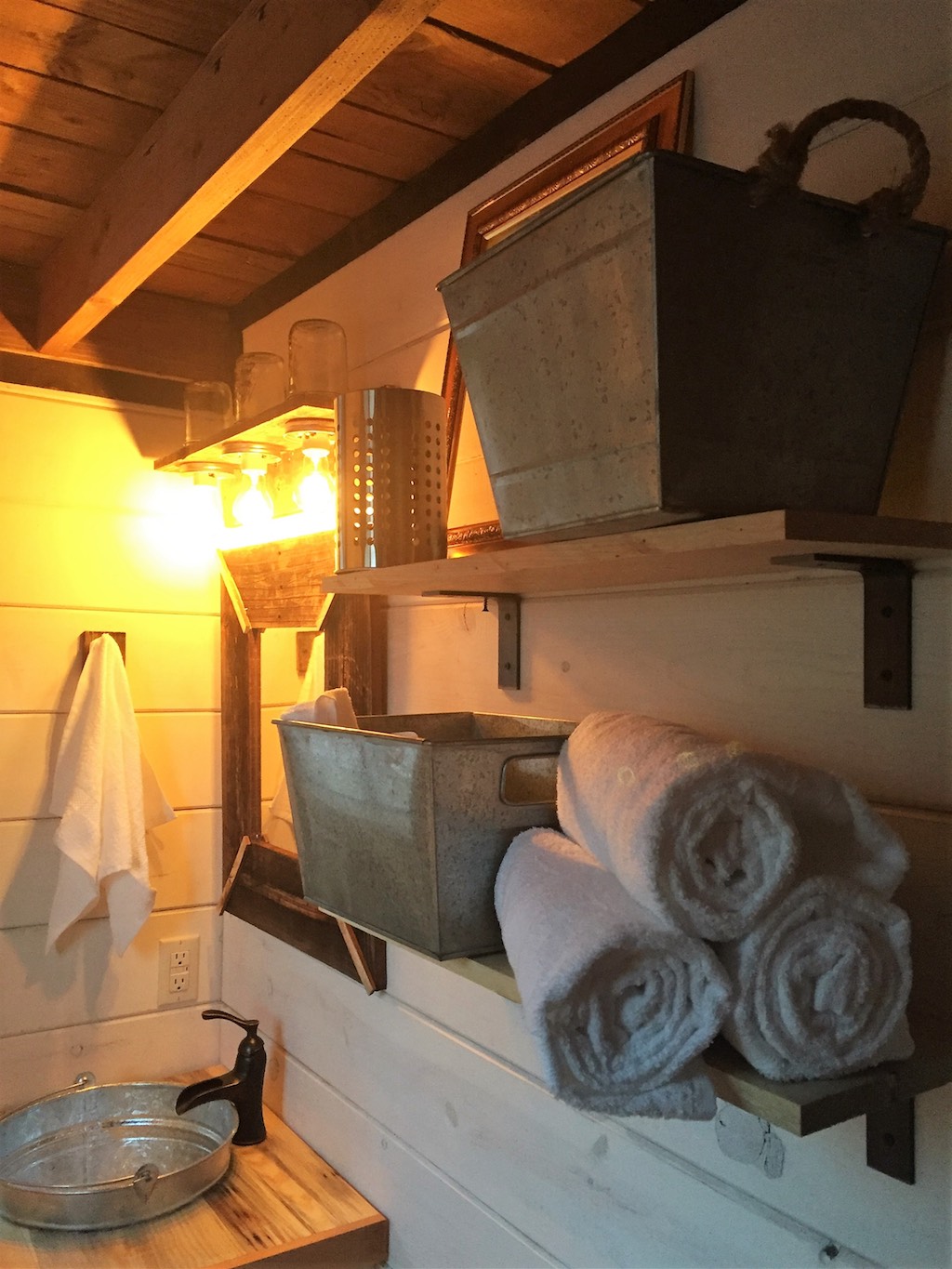 silver-creek-tiny-house-6