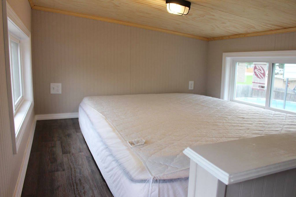 manor-grey-mini-mansions-13