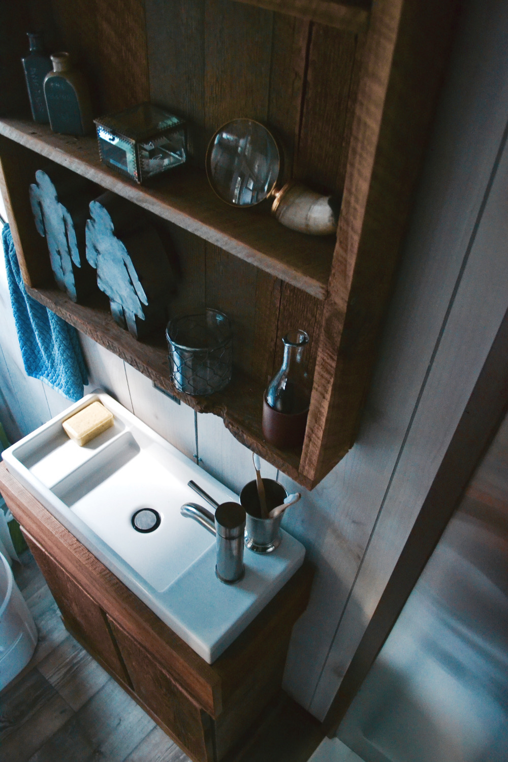 aerodynamic-tiny-house-13