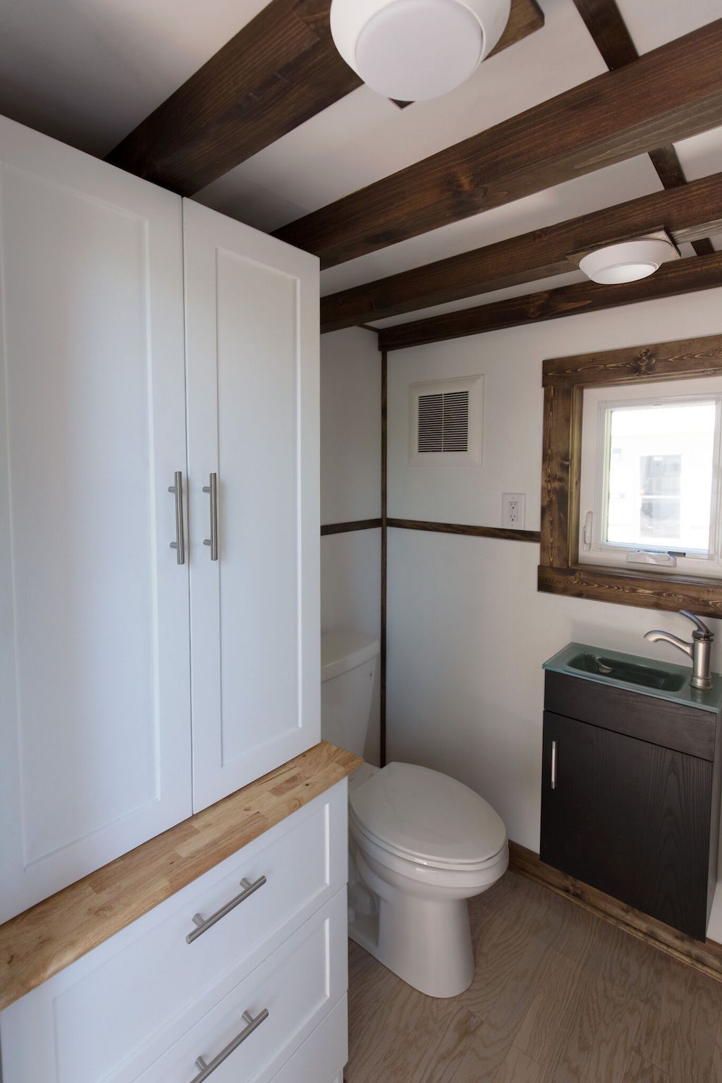 the-view-tiny-house-swoon-13