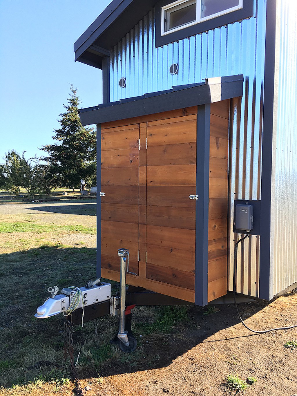 Rustic Industrial Tiny House Swoon