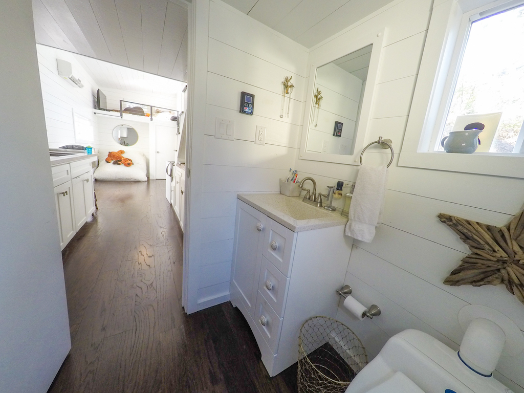 san-francisco-tiny-house-family-13