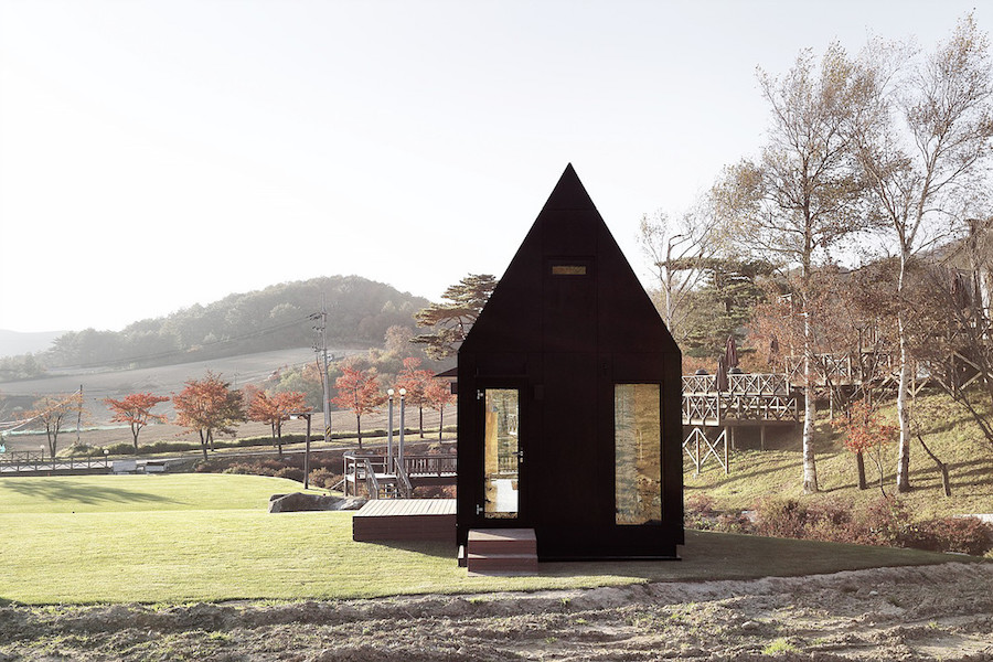 the-plus-partners-tiny-house-slow-town-8
