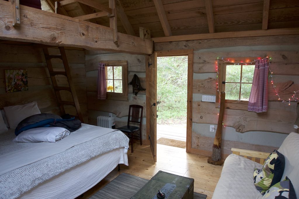 tiny-cabin-16
