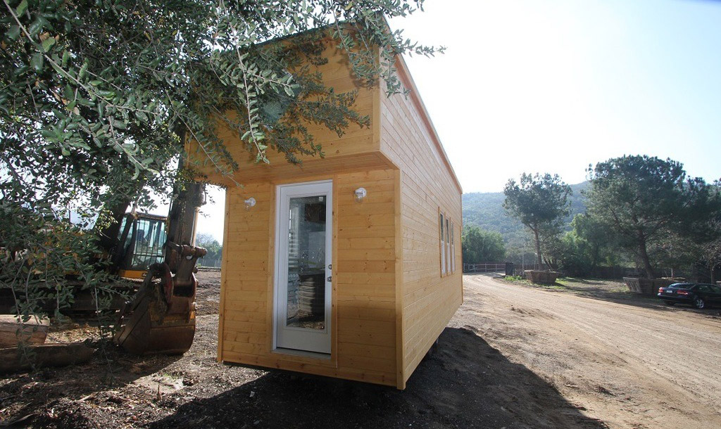 tiny-house-caravan-12