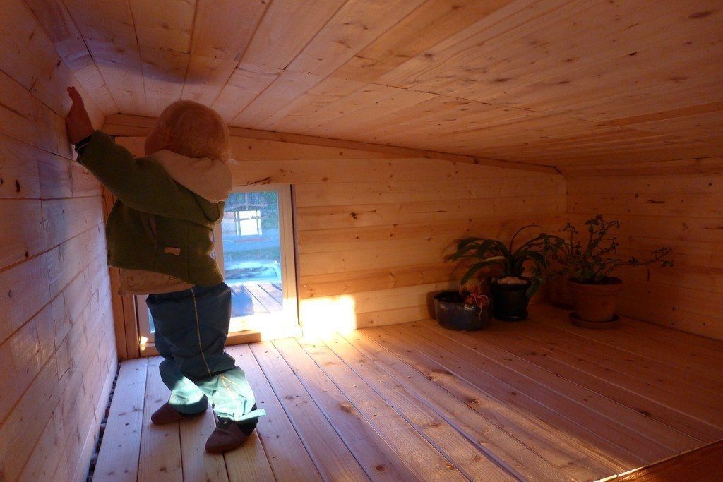 shiny-tiny-house-washington-10