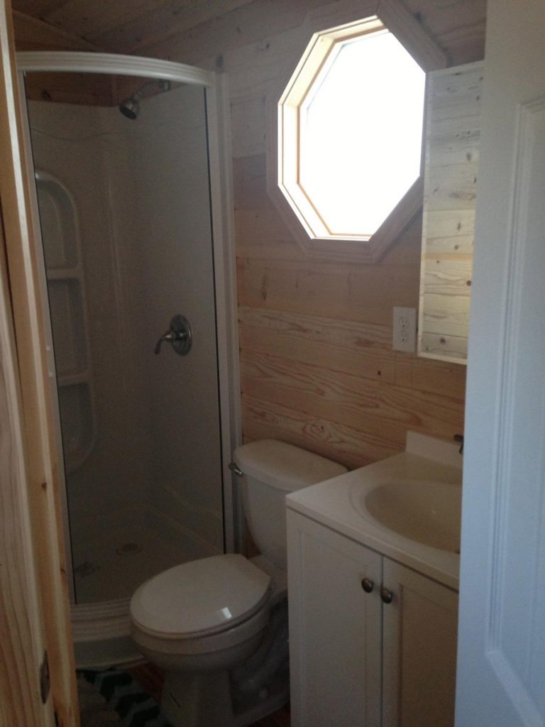 Mallory’s Tiny House Tiny House Swoon