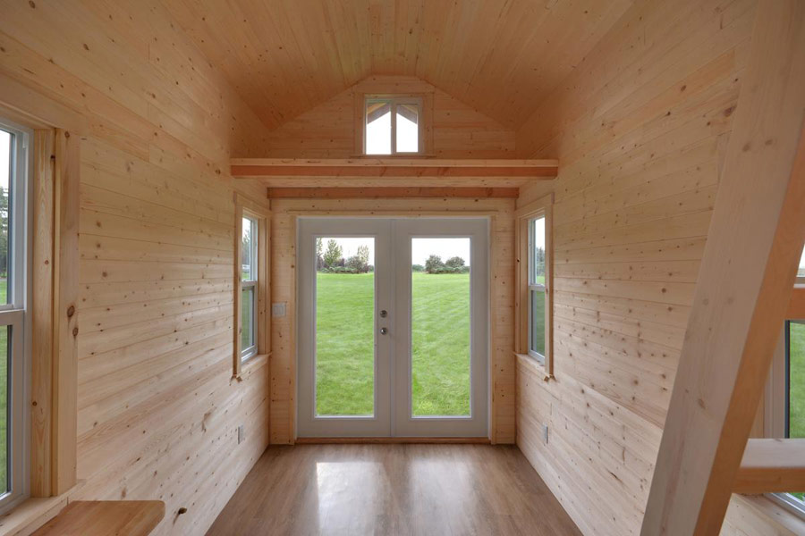 tiny-living-cabin-2