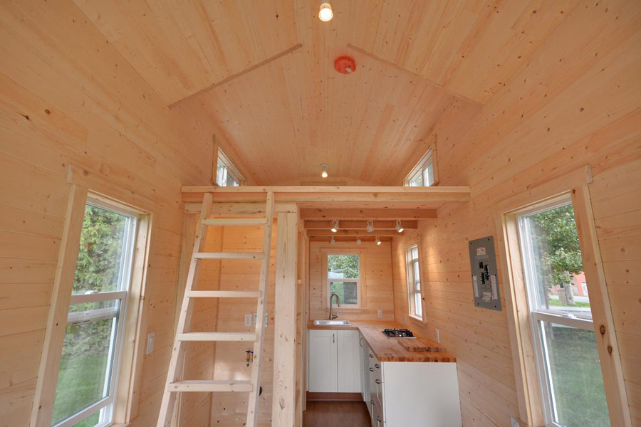 tiny-living-cabin-3