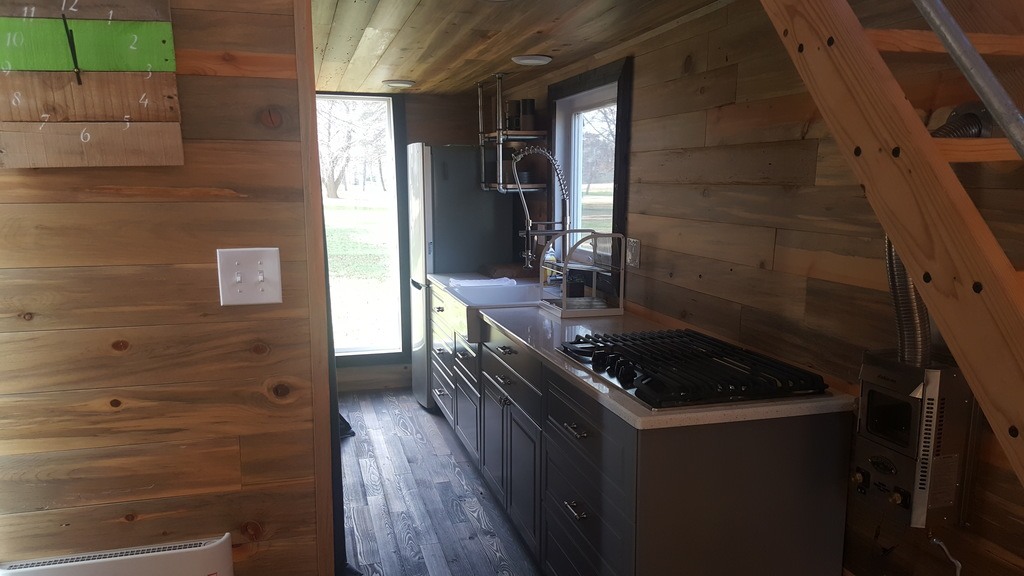 28-feet-sips-tiny-house-tennessee-3