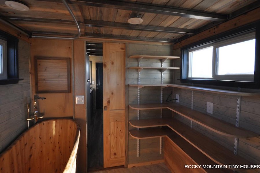 old-berthoud-blue-rocky-mountain-tiny-homes-6